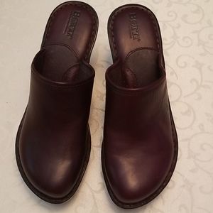 New. Womens Born Mule (Clog)
